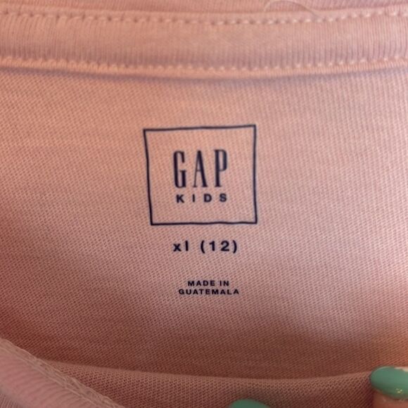 GAP Kids Long Sleeve Tee - Picture 4 of 5